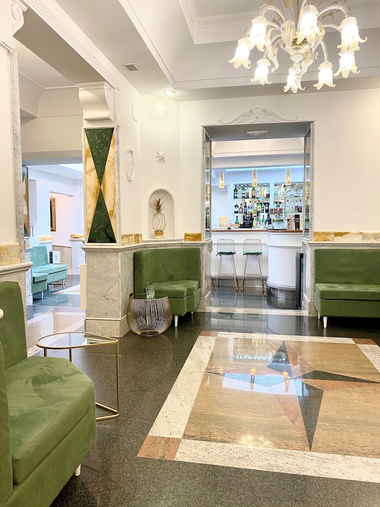 hotel palladium palace