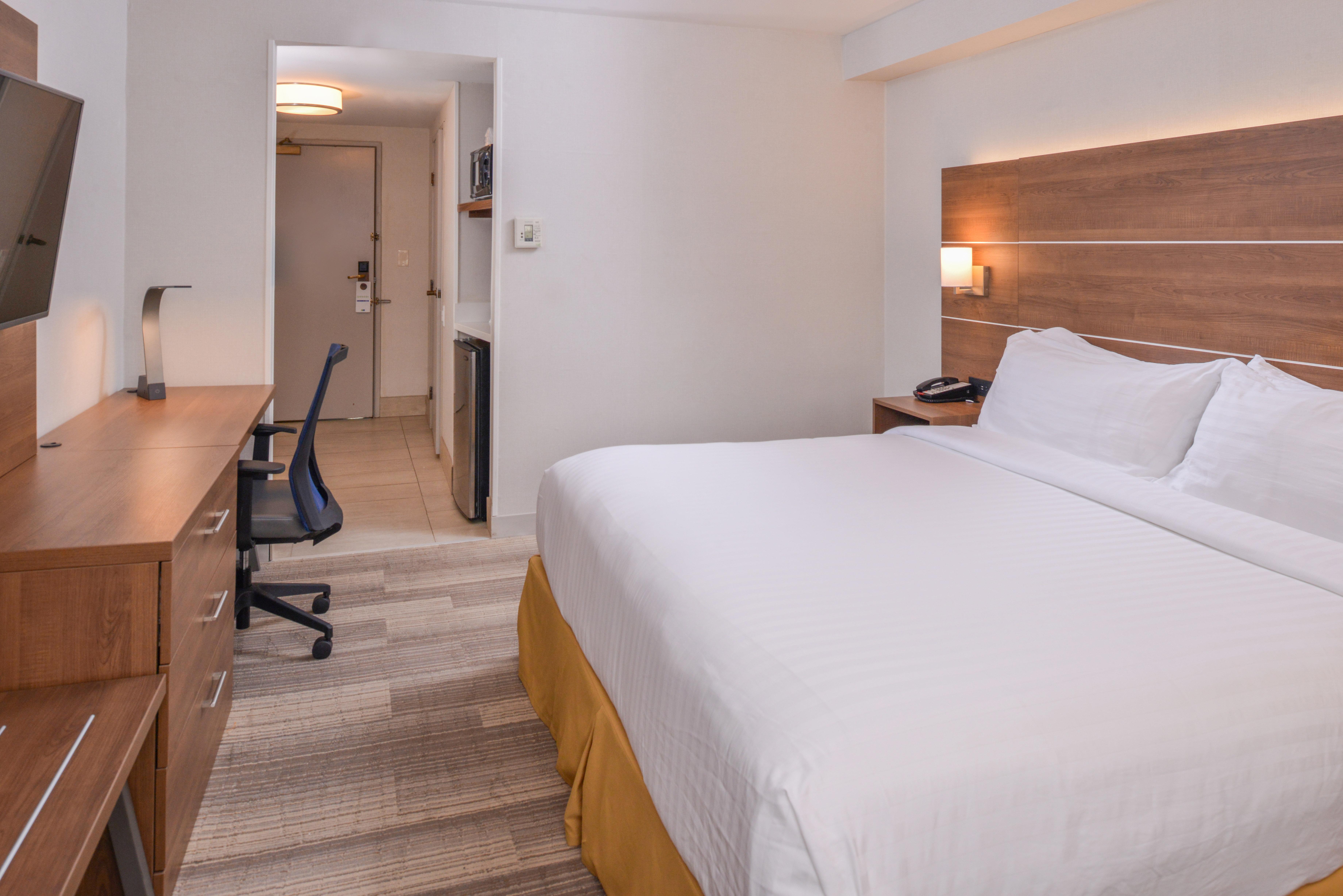 holiday inn express palm desert by ihg