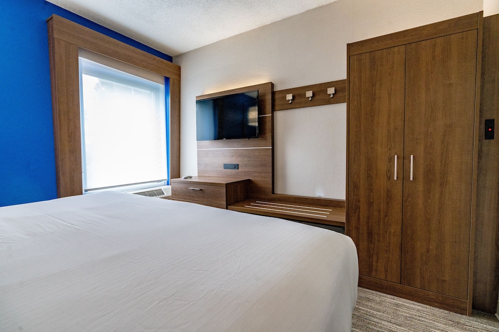 holiday inn express and suites nashville brentwood i 65