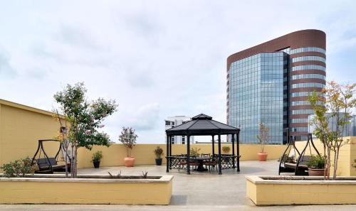 embassy suites by hilton nashville at vanderbilt