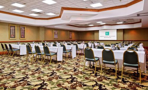 embassy suites by hilton nashville at vanderbilt