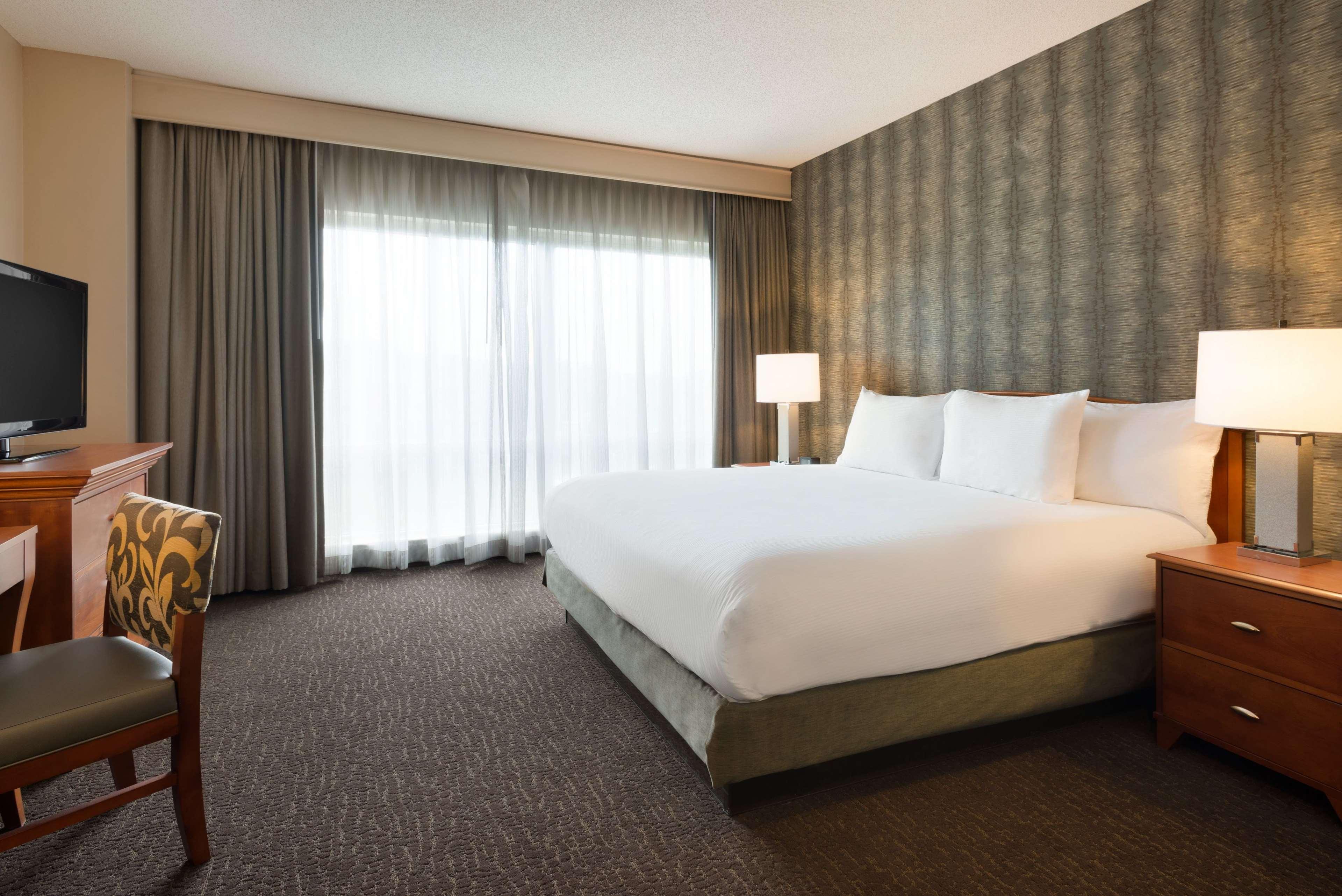 embassy suites by hilton nashville south cool springs