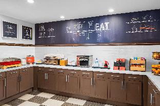hampton inn phoenix biltmore
