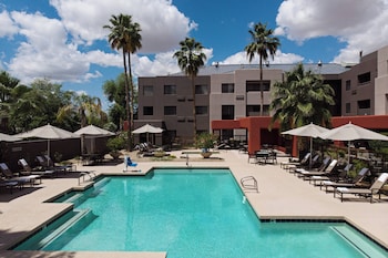 Courtyard By Marriott Scottsdale North,Maricopa County>>Desert View,3 star