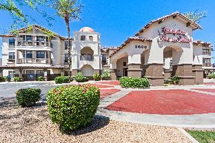 hampton inn and suites phoenix goodyear
