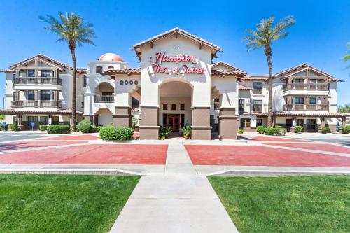 hampton inn and suites phoenix goodyear