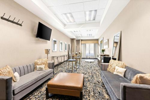 hampton inn and suites phoenix goodyear