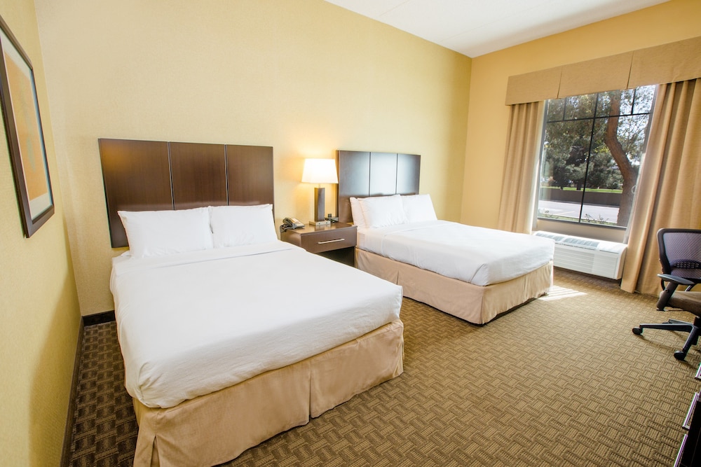 holiday inn phoenix chandler by ihg