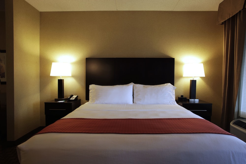 holiday inn phoenix chandler by ihg