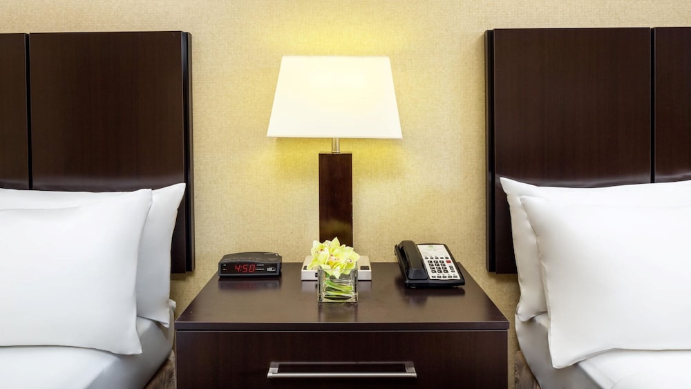 holiday inn phoenix chandler by ihg