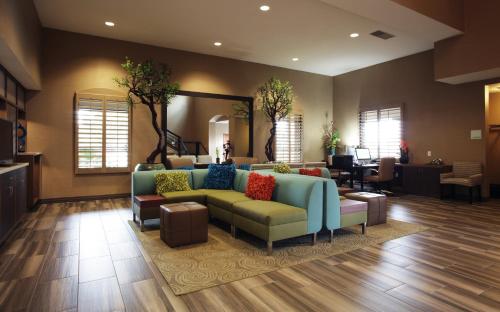 holiday inn phoenix chandler by ihg