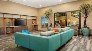 holiday inn phoenix chandler by ihg