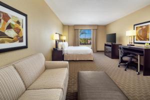 holiday inn phoenix chandler by ihg