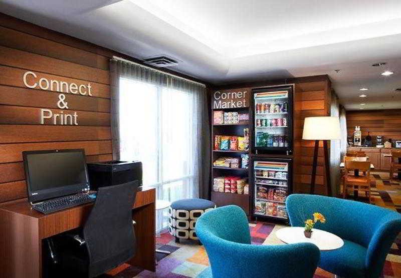 comfort inn and suites phoenix north deer valley