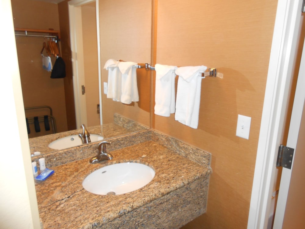 holiday inn express and suites phoenix mesa west