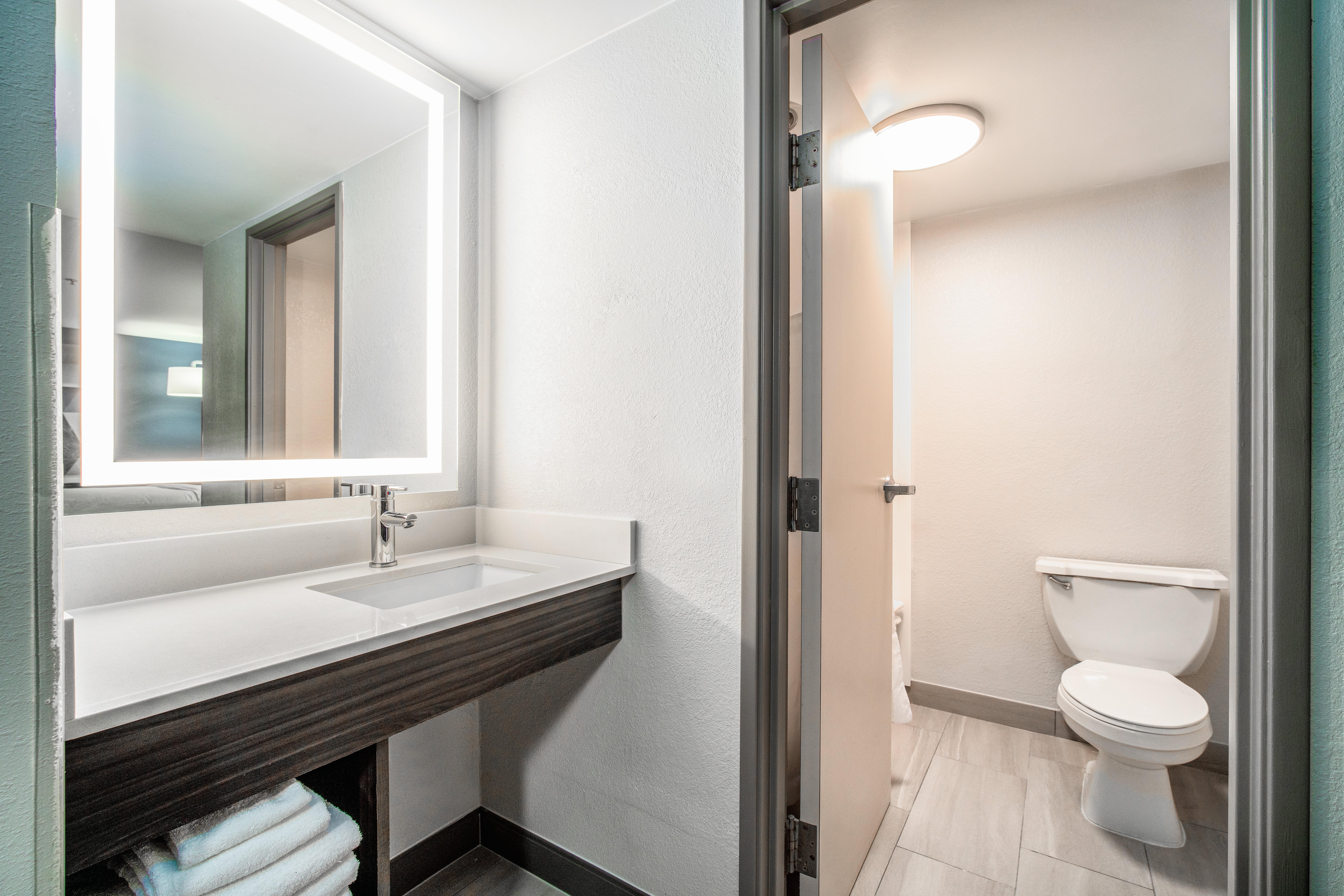 holiday inn express and suites phoenix mesa west