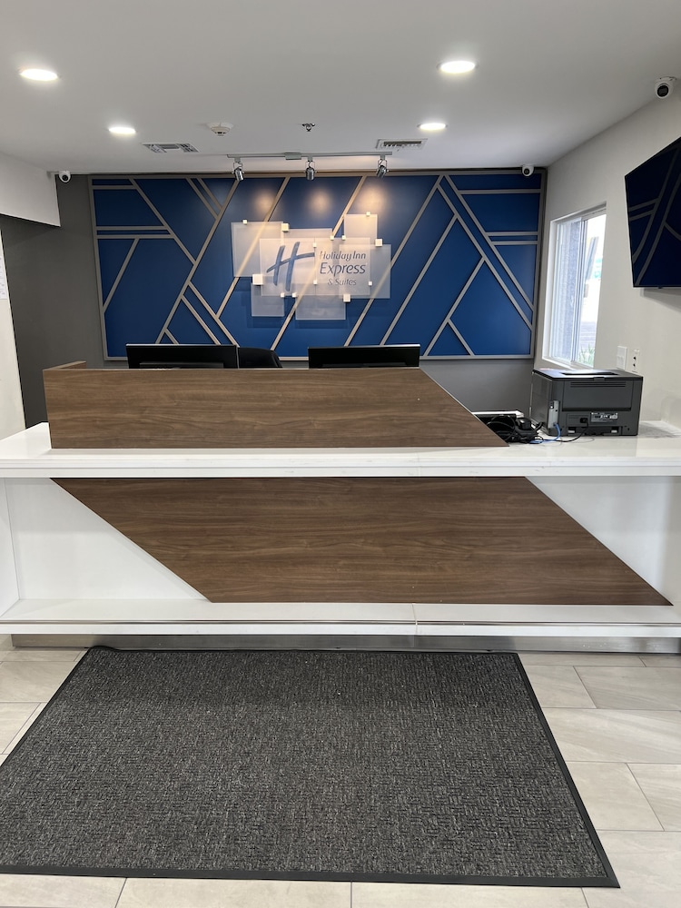 holiday inn express and suites phoenix mesa west
