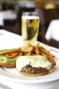 hotel le cantlie suites