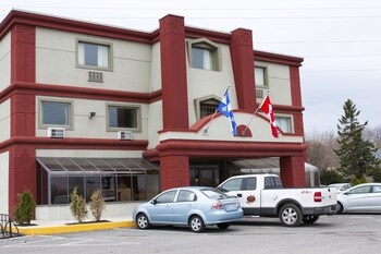 Hotel L'express,Longueuil>>Boucherville,2 star
