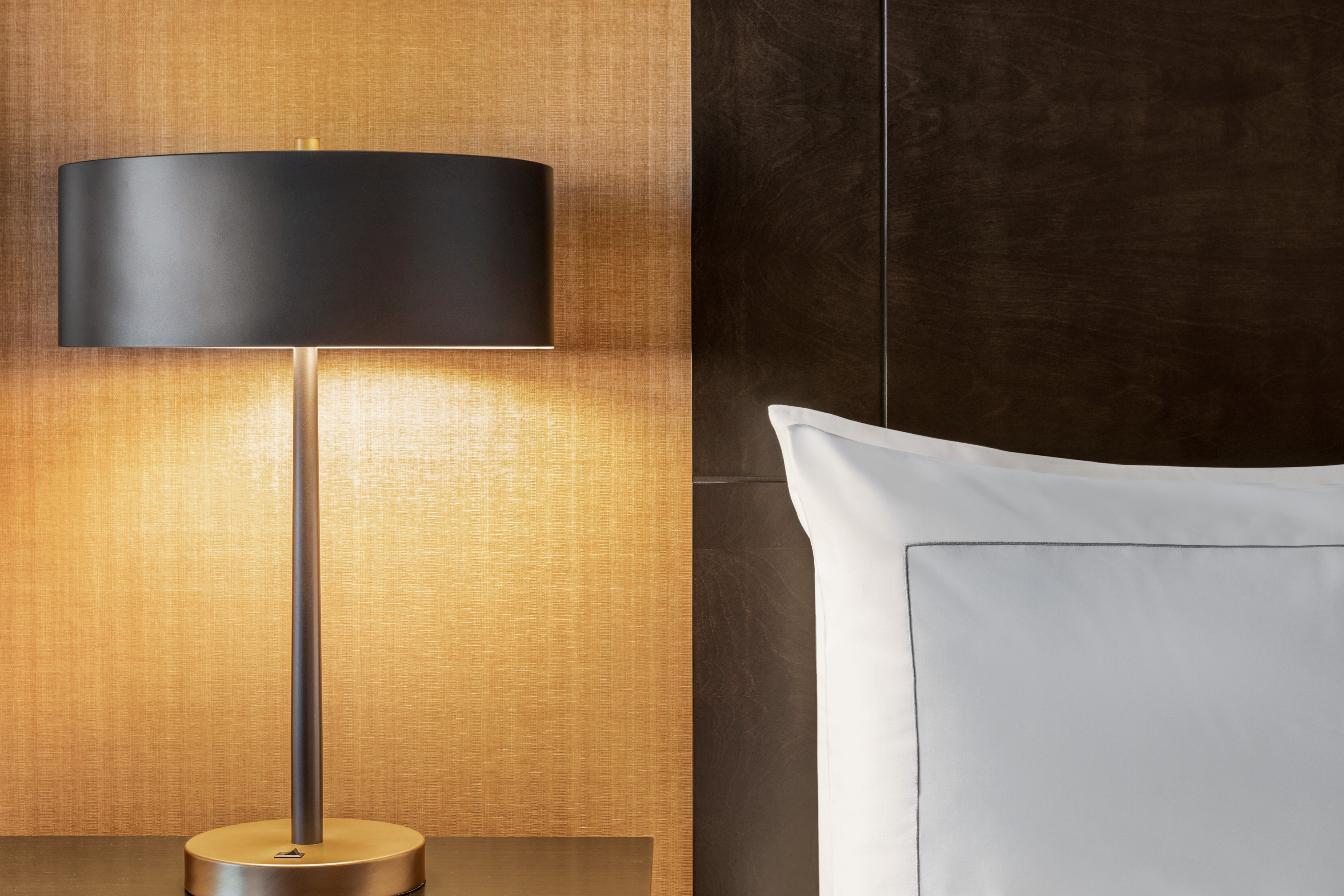 doubletree by hilton pointe claire montreal airport west