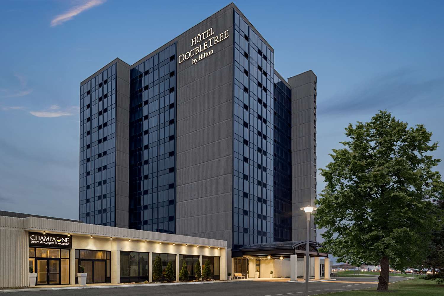 doubletree by hilton pointe claire montreal airport west
