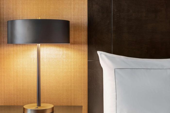 doubletree by hilton pointe claire montreal airport west