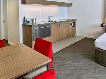novotel sydney west hq hotel