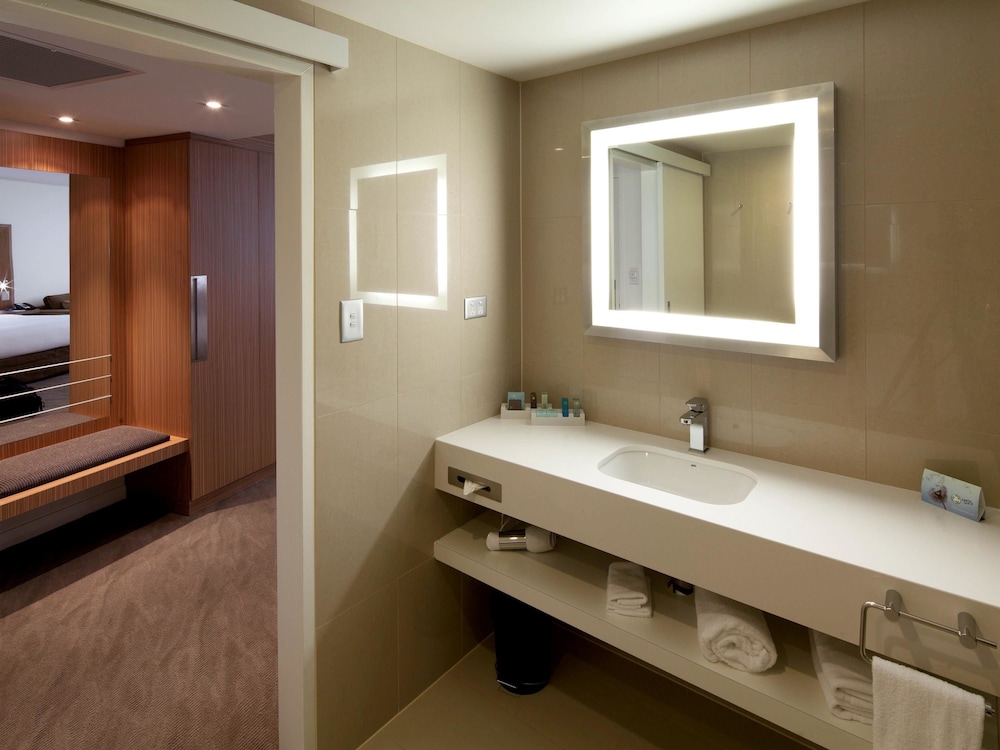 novotel sydney west hq hotel