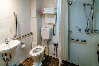 175 one hotels and apartments