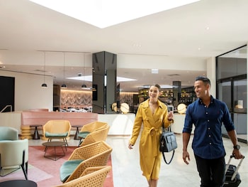 novotel sydney international airport hotel