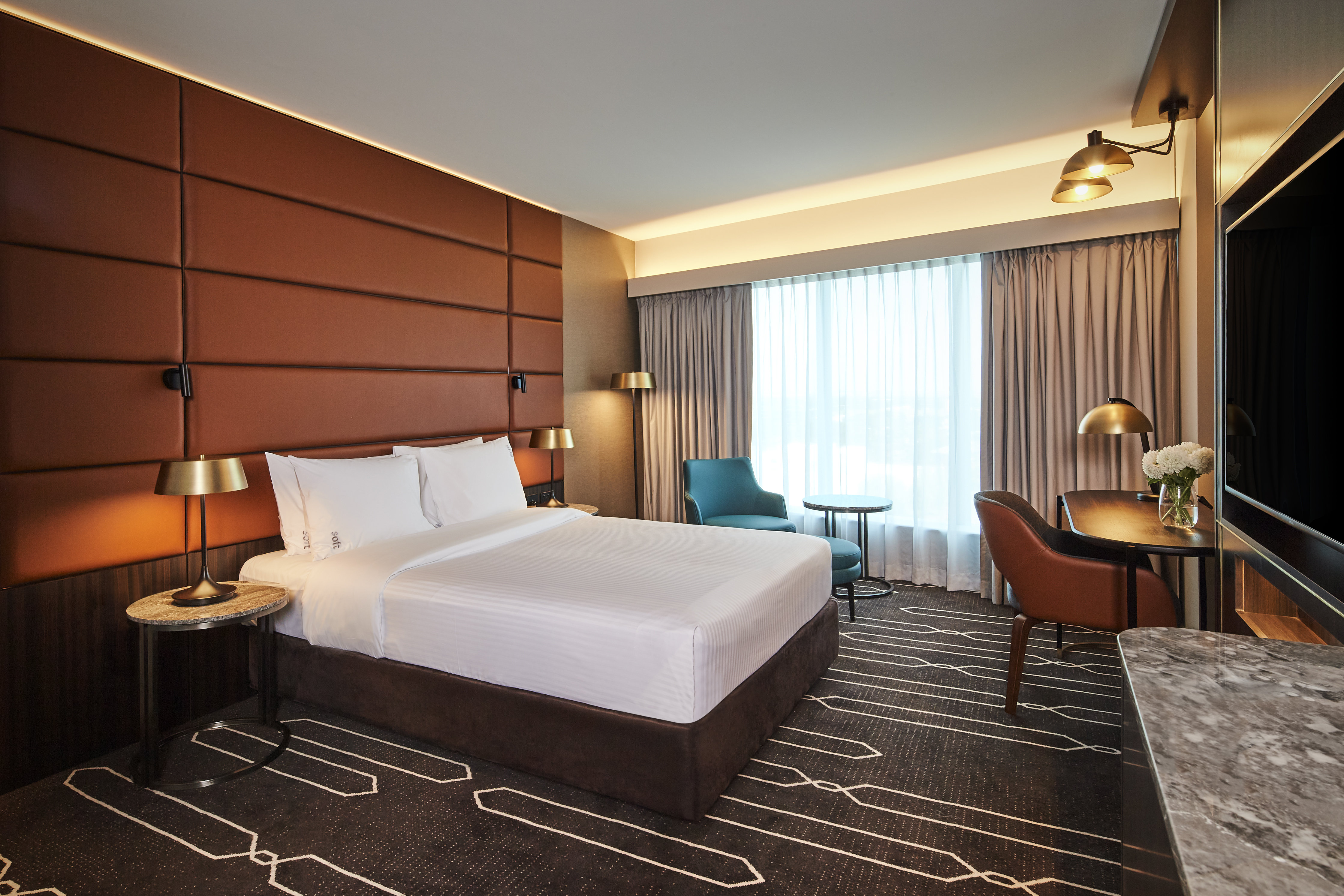 crowne plaza sydney airport by ihg