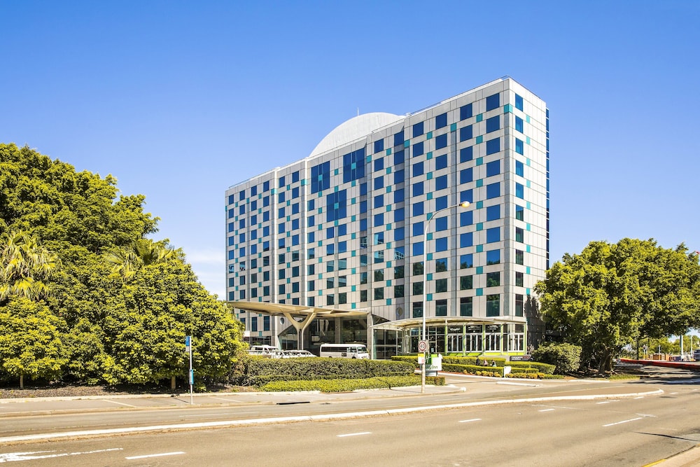 crowne plaza sydney airport by ihg