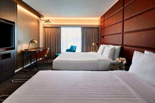 crowne plaza sydney airport by ihg