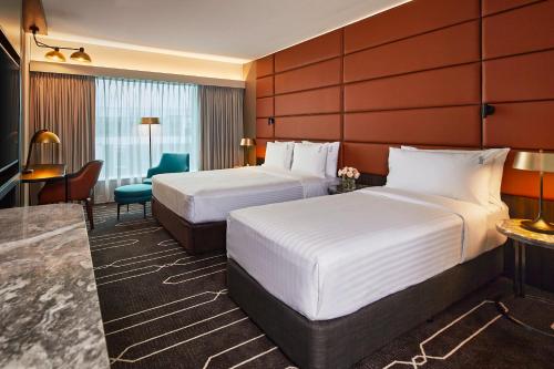 crowne plaza sydney airport by ihg
