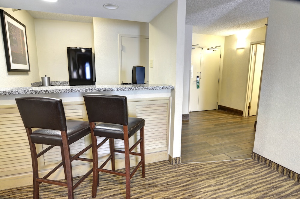 holiday inn st petersburg n clearwater by ihg