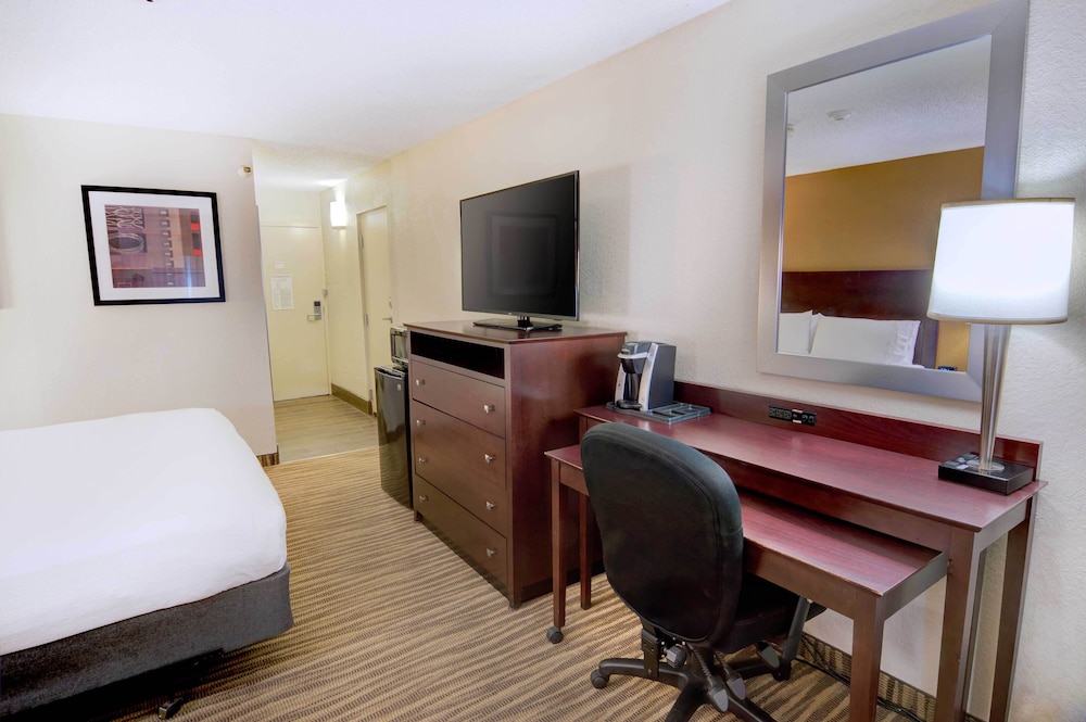 holiday inn st petersburg n clearwater by ihg