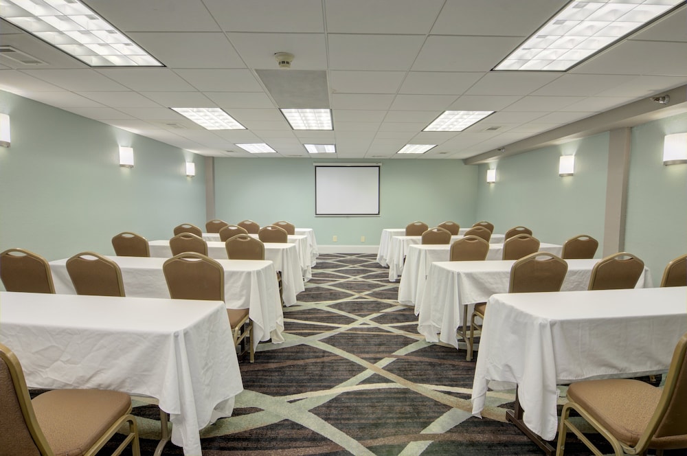 holiday inn st petersburg n clearwater by ihg