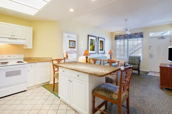 holiday inn and suites clearwater beach s harbourside by ihg