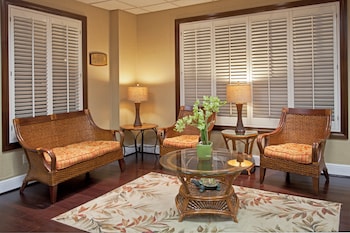 Holiday Inn & Suites Clearwater Beach S-Harbourside By Ihg,Near Smugglers Cove Adventure Golf,3 star