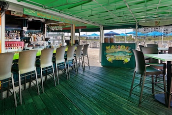 holiday inn and suites clearwater beach s harbourside by ihg