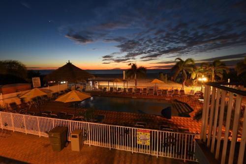 plaza beach hotel beachfront resort