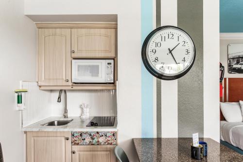 plaza beach hotel beachfront resort