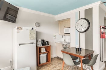 plaza beach hotel beachfront resort