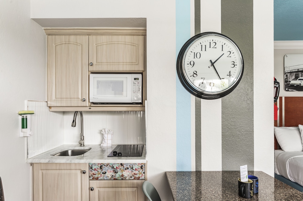 plaza beach hotel beachfront resort