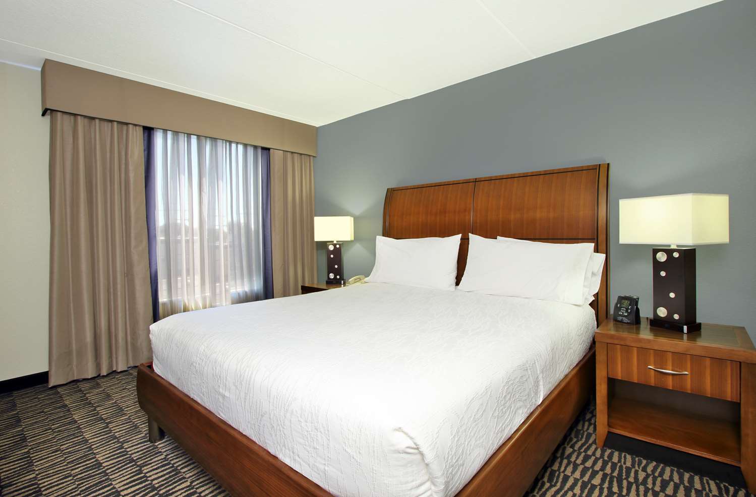 hilton garden inn austin nw arboretum