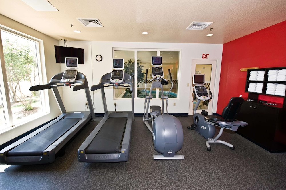 hilton garden inn austin nw arboretum