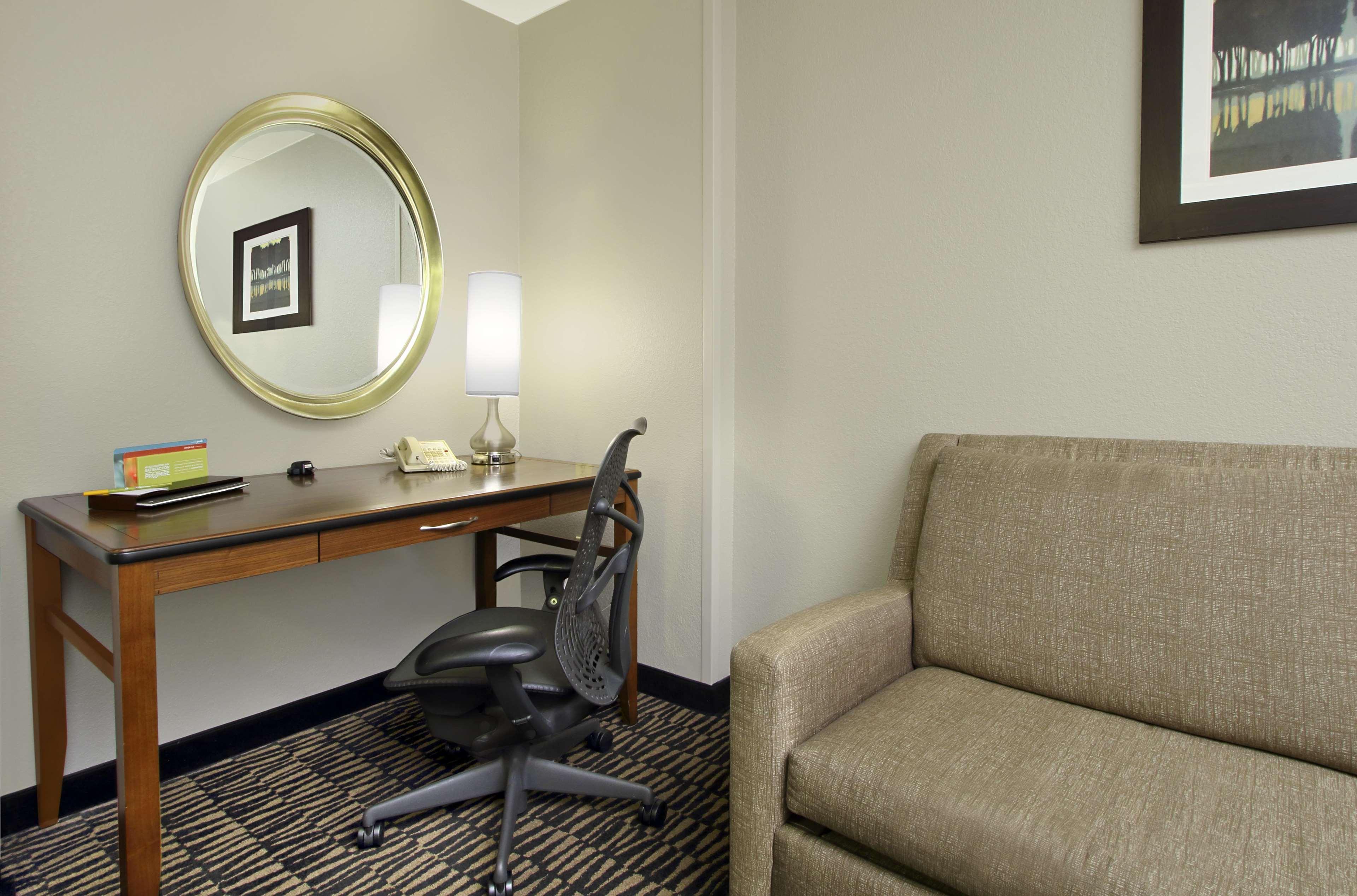 hilton garden inn austin nw arboretum