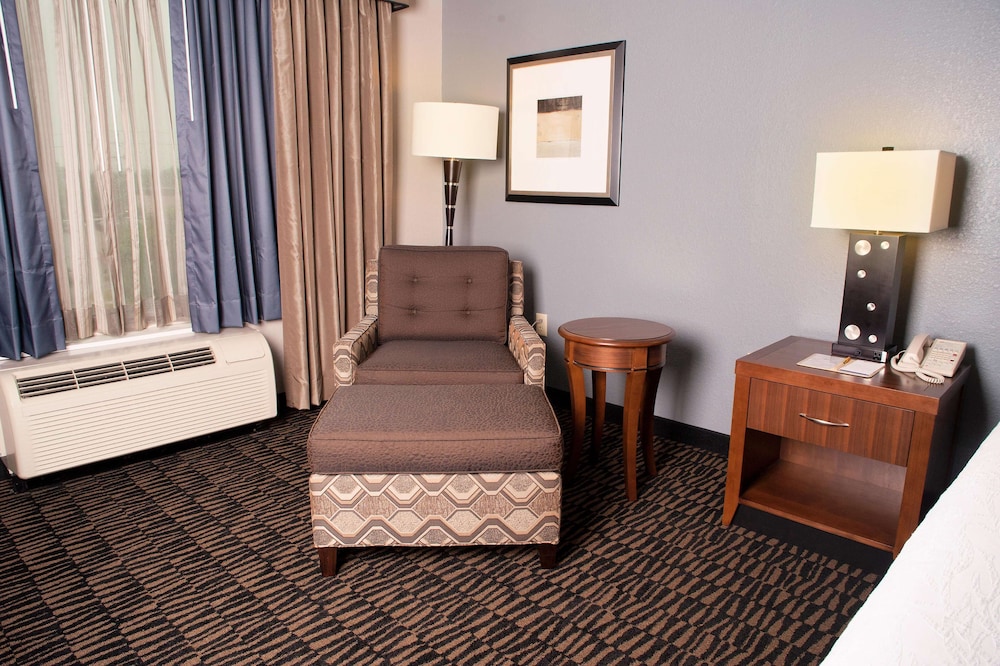 hilton garden inn austin nw arboretum