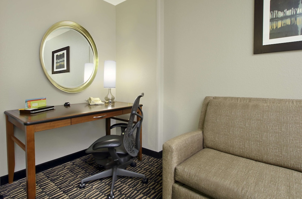 hilton garden inn austin nw arboretum