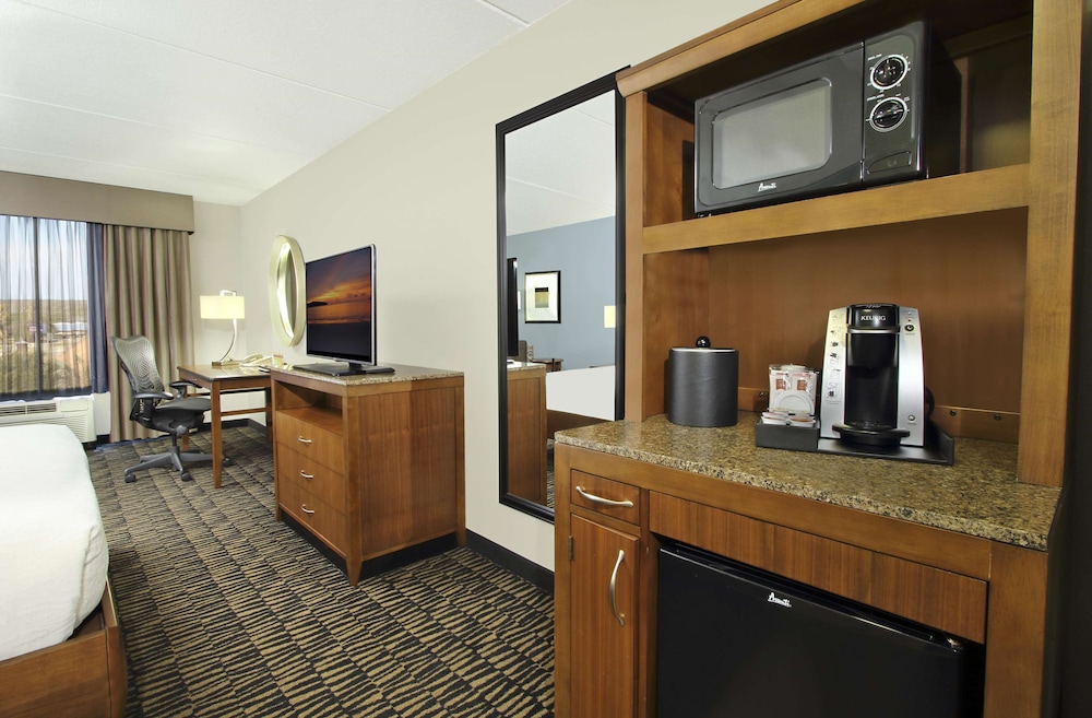hilton garden inn austin nw arboretum